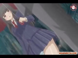 Japans anime schoolmeisje krijgt squeezing haar tieten en vinger