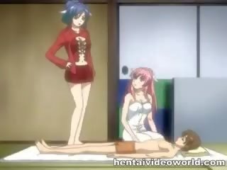 Seks / persetubuhan muda anime gadis dengan merah jambu rambut