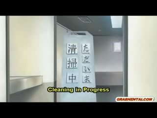 Bystiga hentai körd hård i den toalett