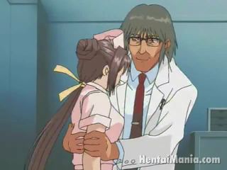 Grasiøs anime sykepleier får stor mugger teased og våt crack humped av den kåt doktor